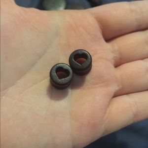 Wooden 00g heart cut out tunnel